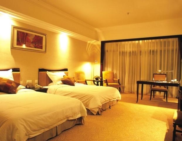 Phoenix Hotel Wuyi Jiangmen Zimmer foto